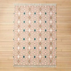 Tapestry Ogee Medallion Rug Blush - Opalhouse™ Designed With Jungalow™ -Opalhouse Homeware GUEST 0e591a42 23a7 4623 b219 ec52e60abb36