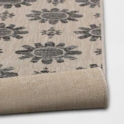 Dark Daisy Outdoor Rug Black - Opalhouse™ 8 Dark Daisy Outdoor Rug Black - Opalhouse™ -Opalhouse Homeware GUEST 2361835e c528 4e8b a801 5b5e7b52de57