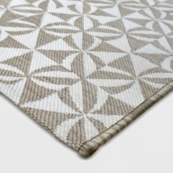 Cameo Outdoor Rug Gray/White - Opalhouse™